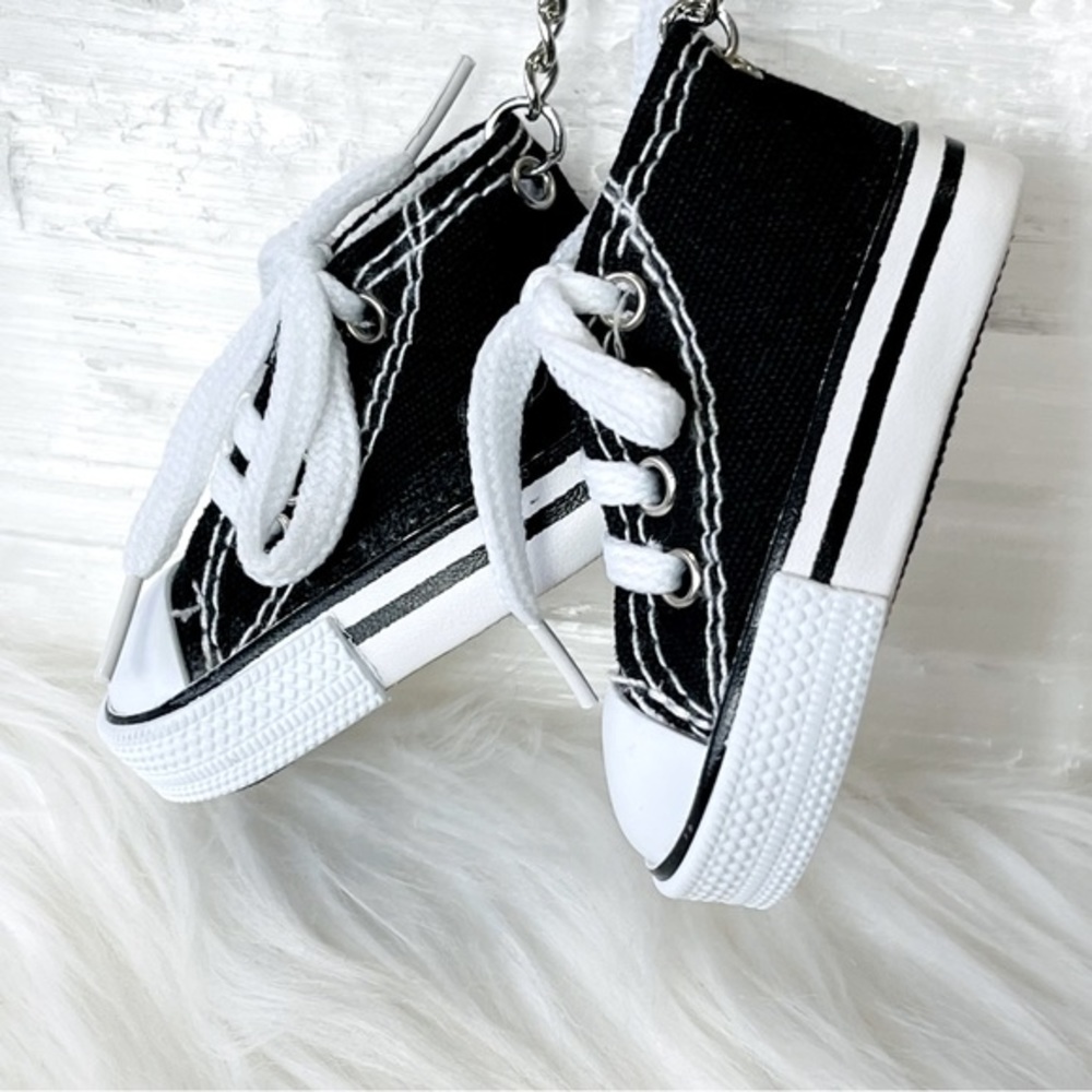 MINI SNEAKER KEYRINGS 2 BLACK his & hers running shoes Athlete Trainers party